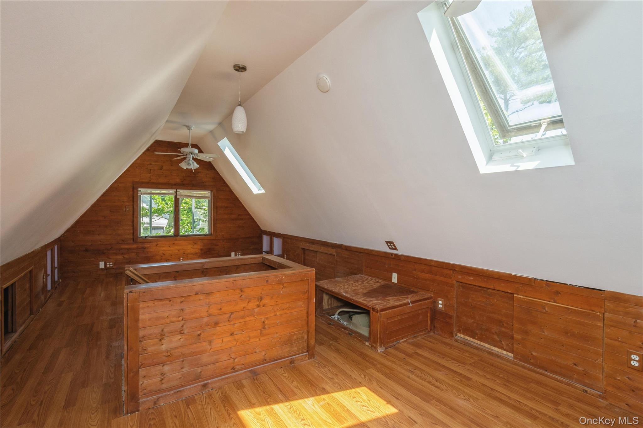 110 Yale Street Property Photo 20