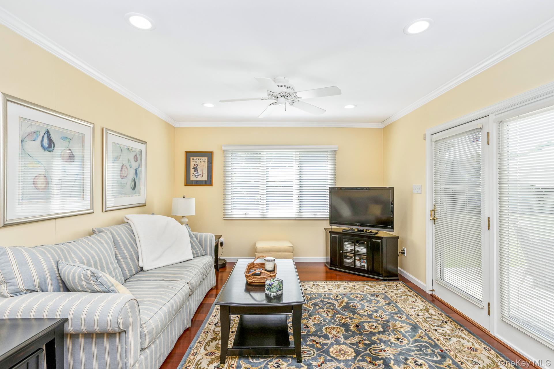 16 Redwood Lane Property Photo 12