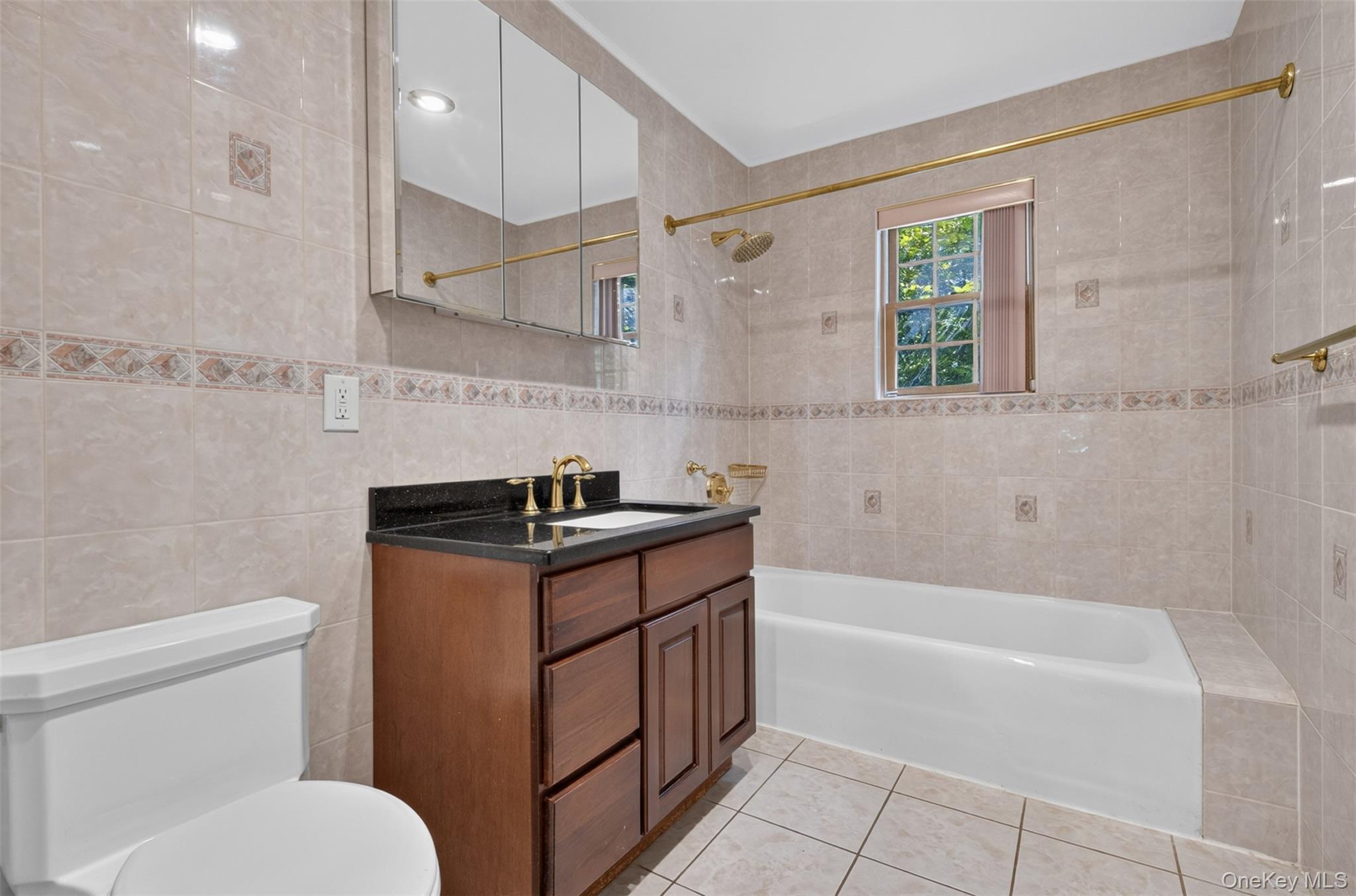 45 Yennicock Avenue Property Photo 19
