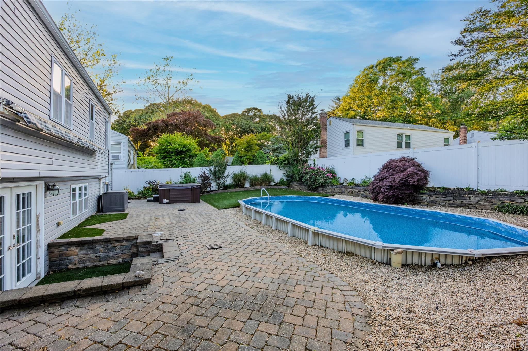 21 Via Continental Property Photo 31