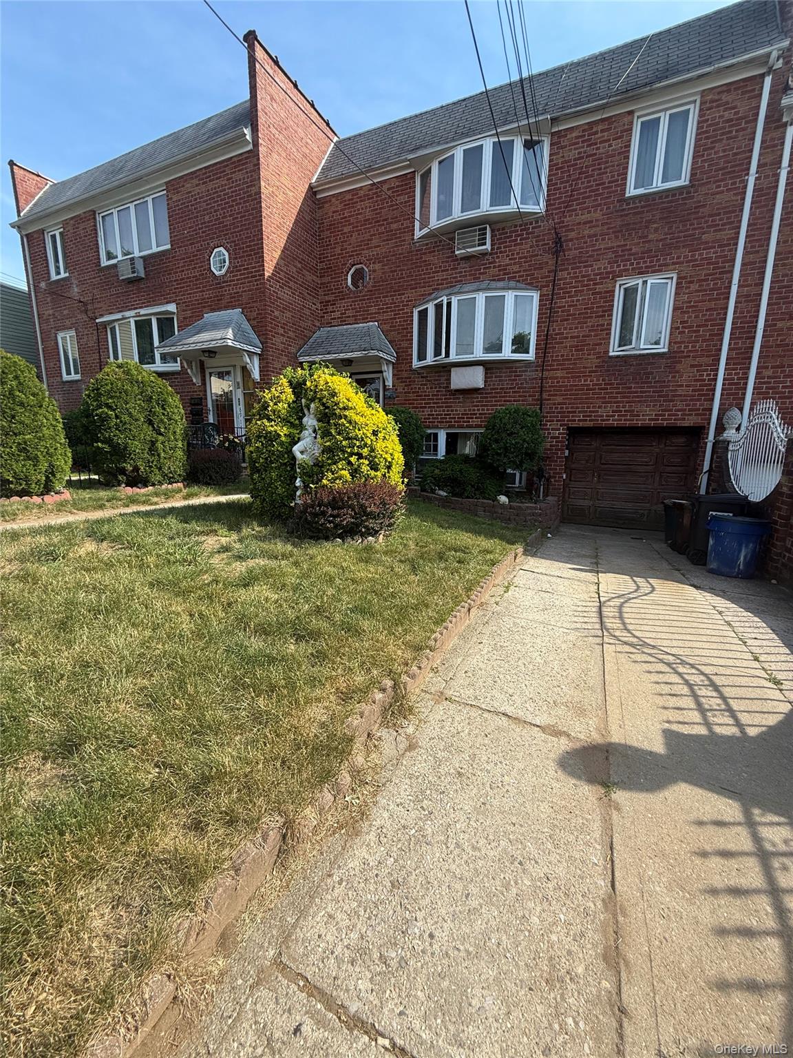 89-12 Desarc Road Property Photo 2