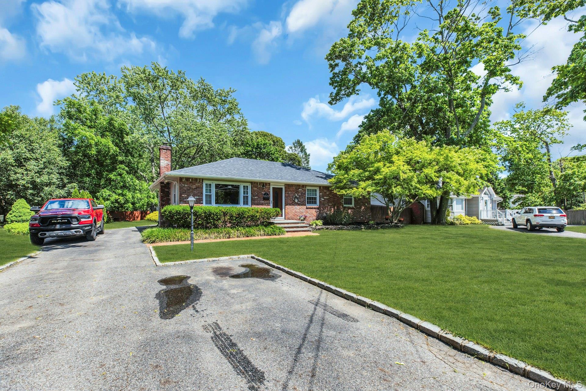 8 Eatondale Avenue Property Photo 1