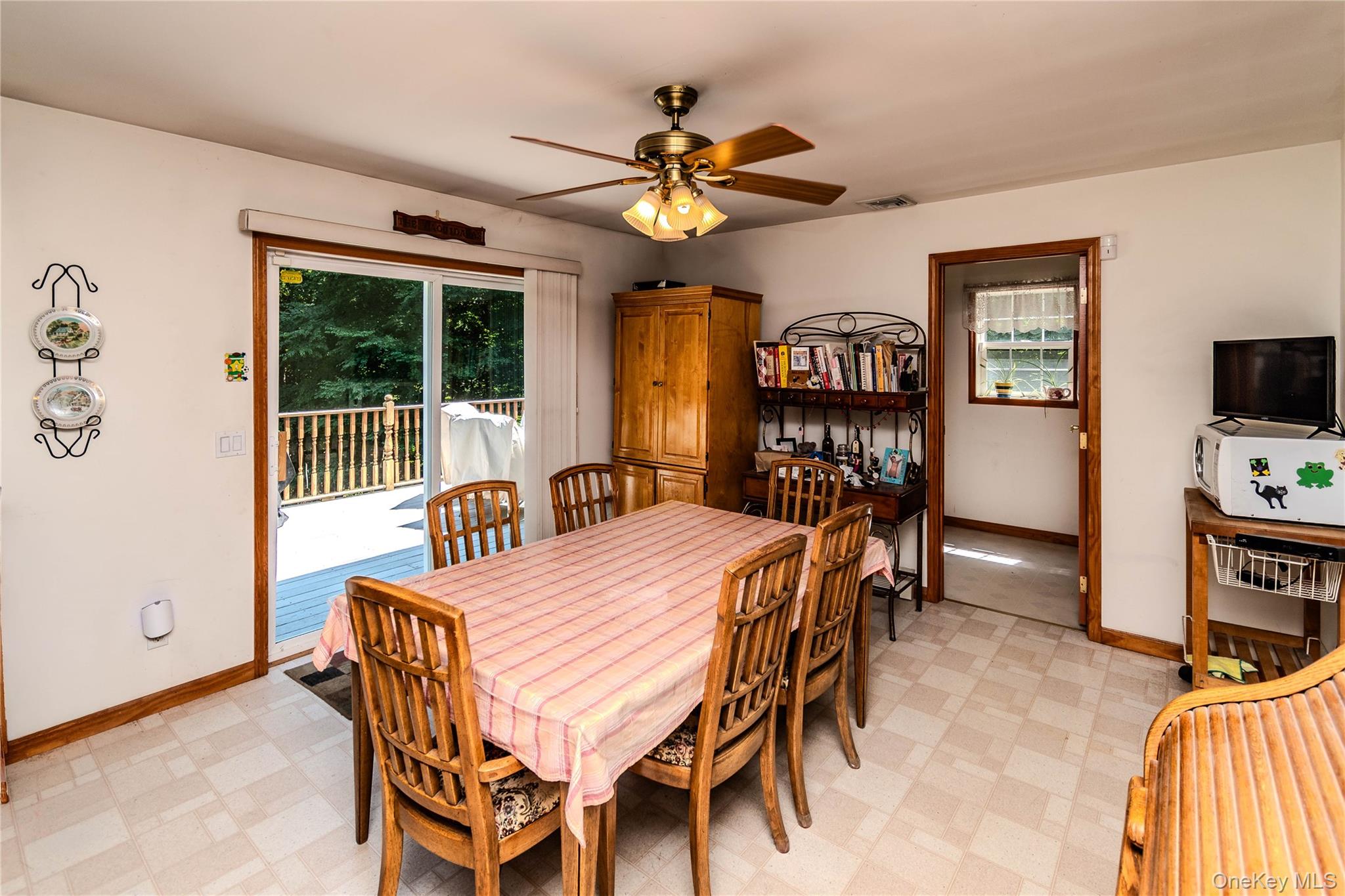 276 Spruce Road Property Photo 8