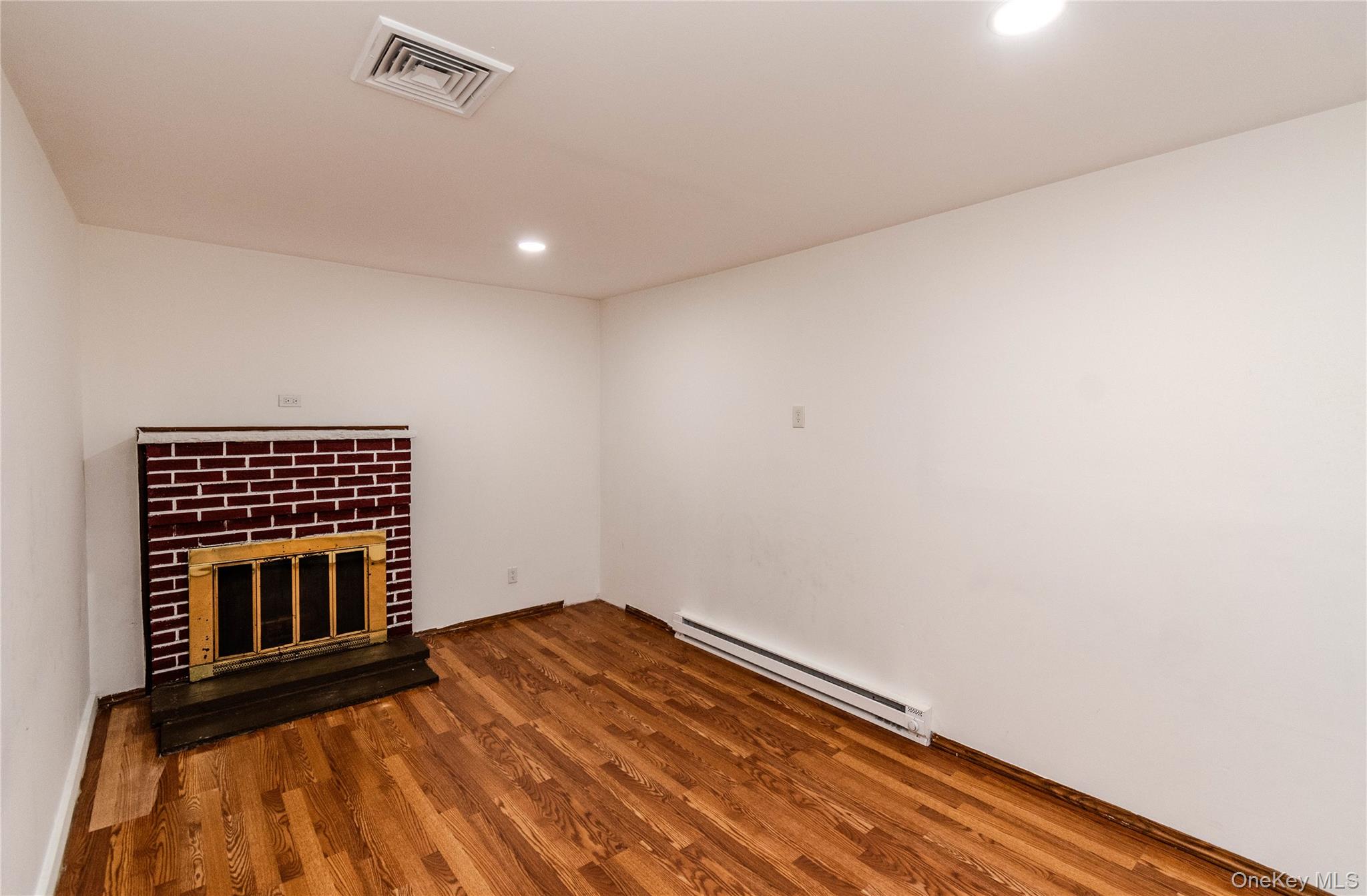 15 Maple Drive Property Photo 5