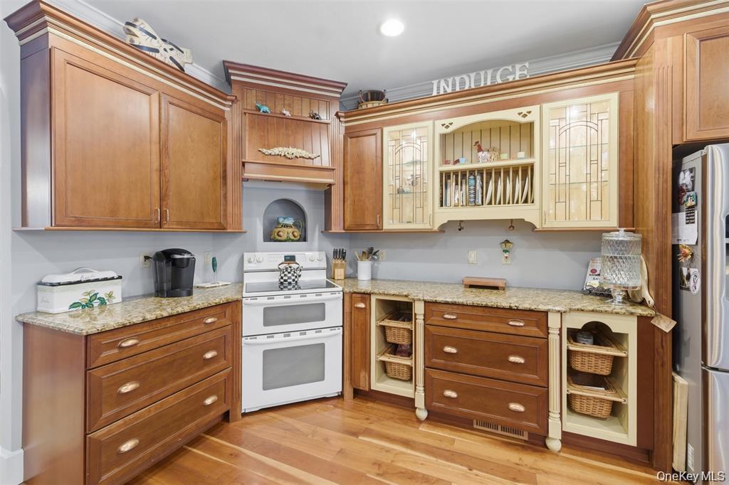 6 Foxwood Road Property Photo 14