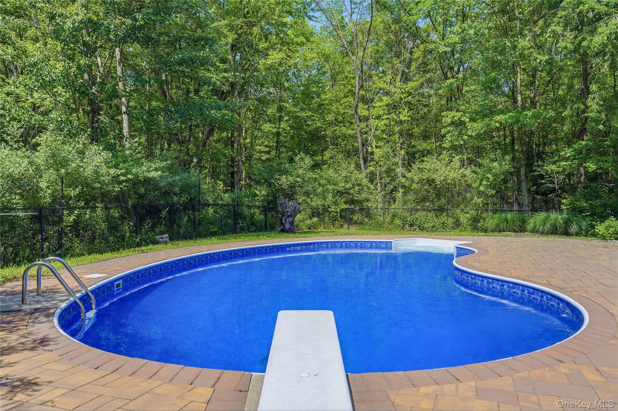 6 Foxwood Road Property Photo 37