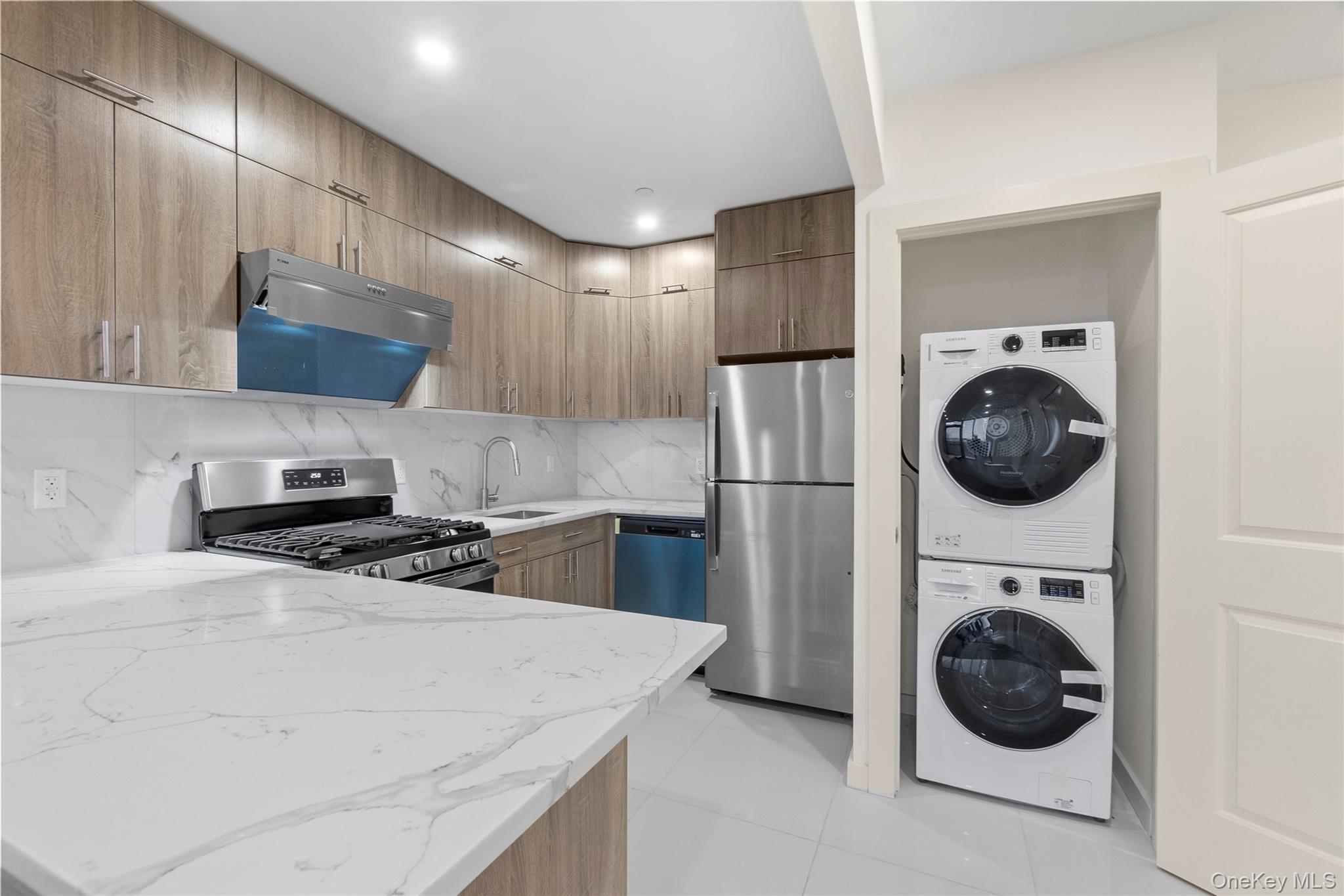 124-28 Queens Boulevard 11c Property Photo 4