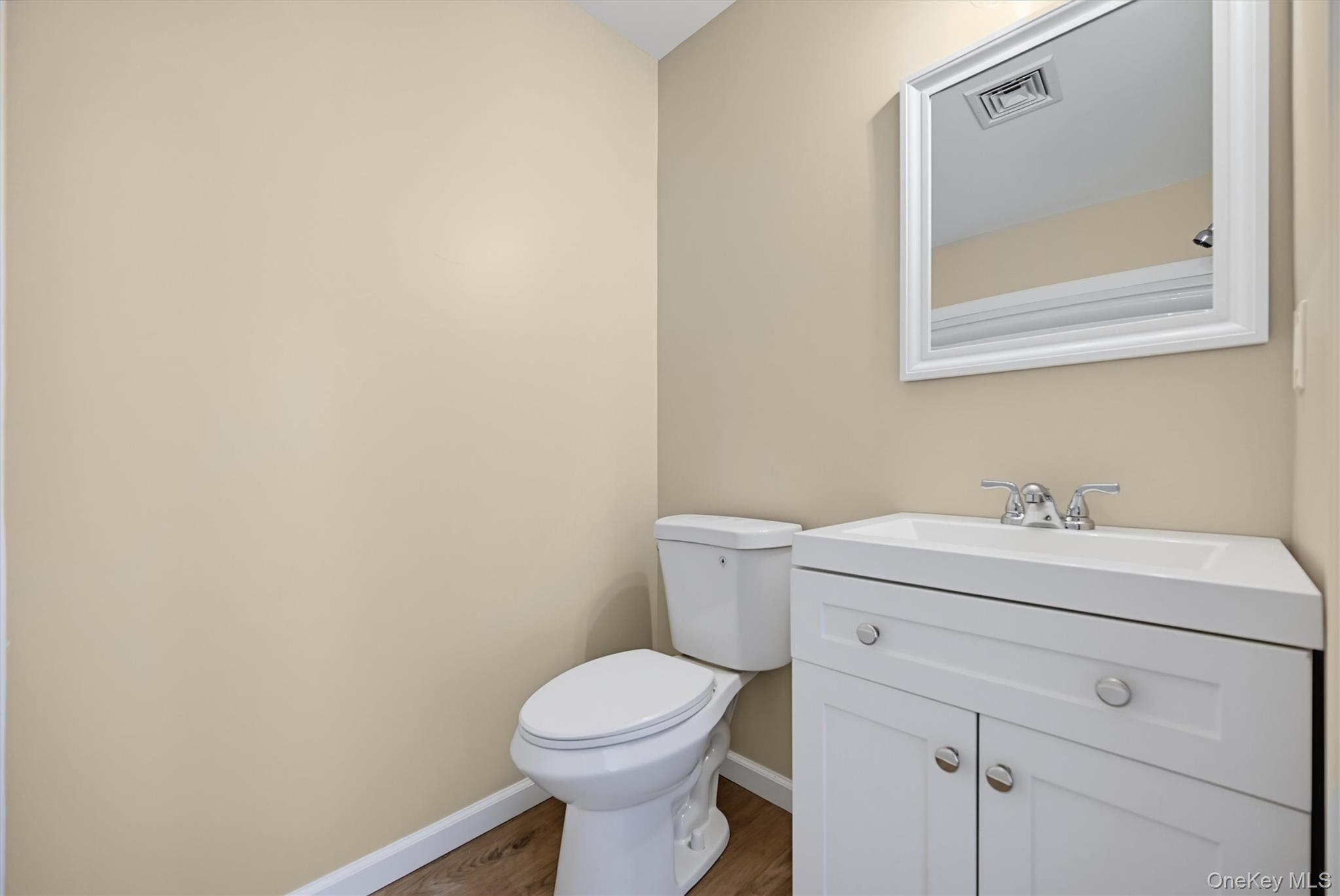 1175 Washington Green Property Photo 16