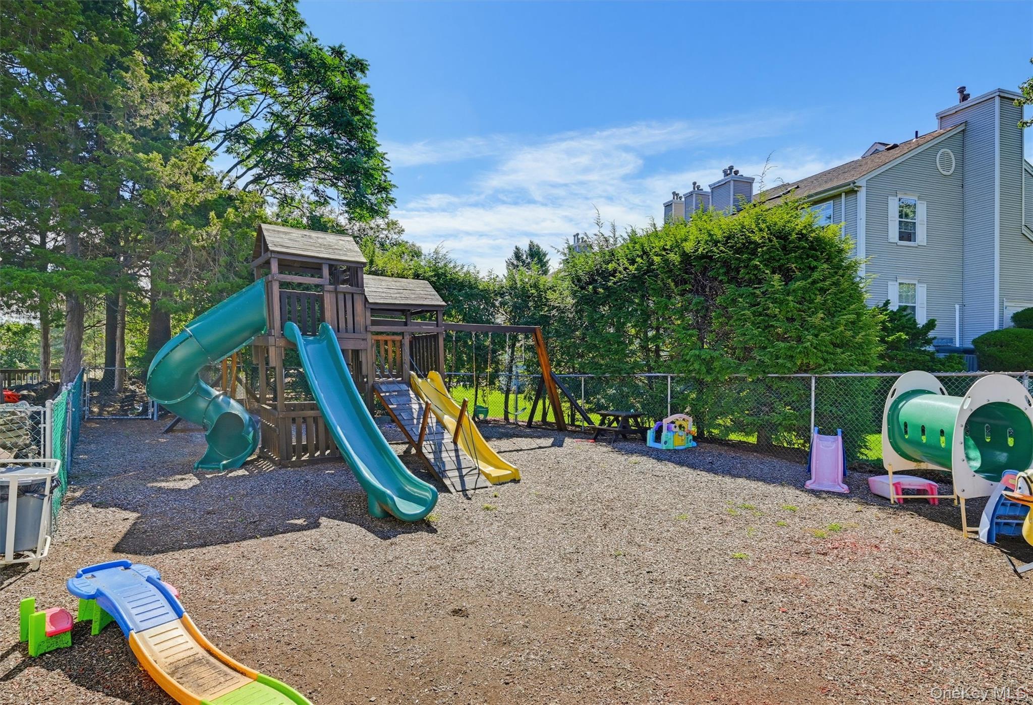 1175 Washington Green Property Photo 26