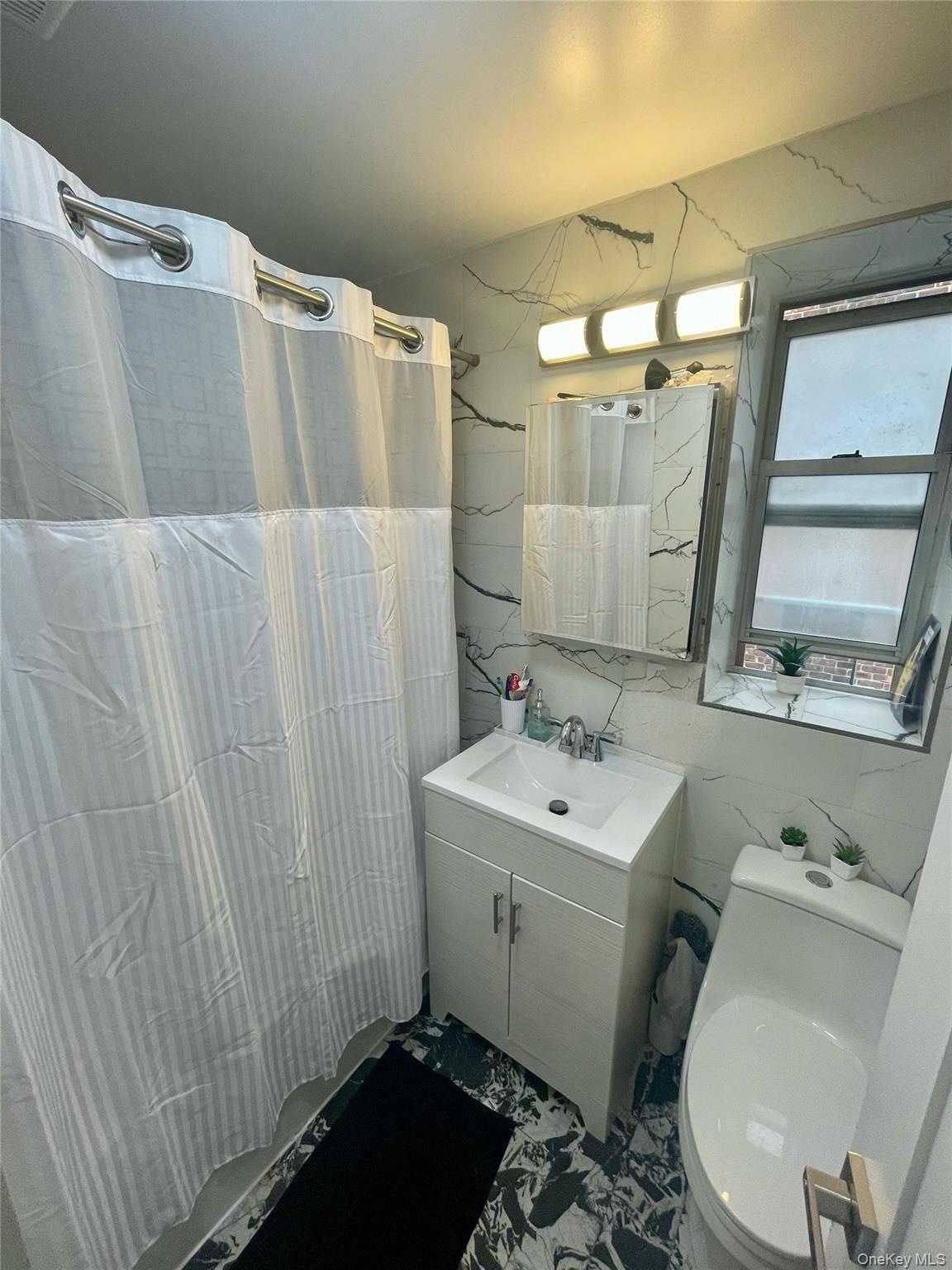 180 Van Cortlandt Park 5j Property Photo 9