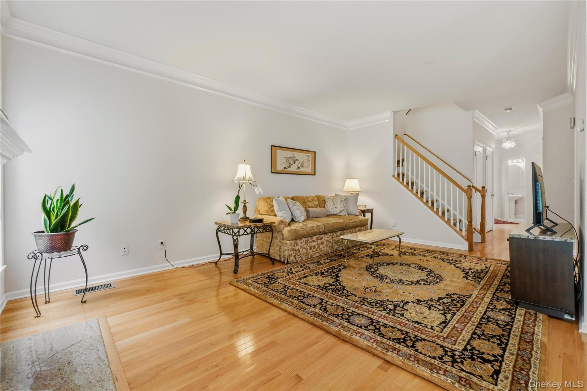 731 Huntington Drive Property Photo 10