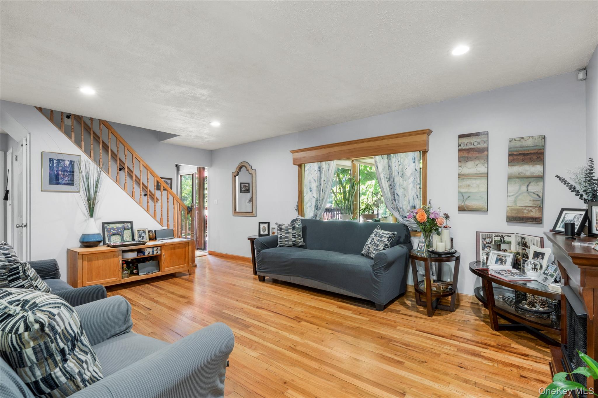 9 Pembrook Drive Property Photo 3