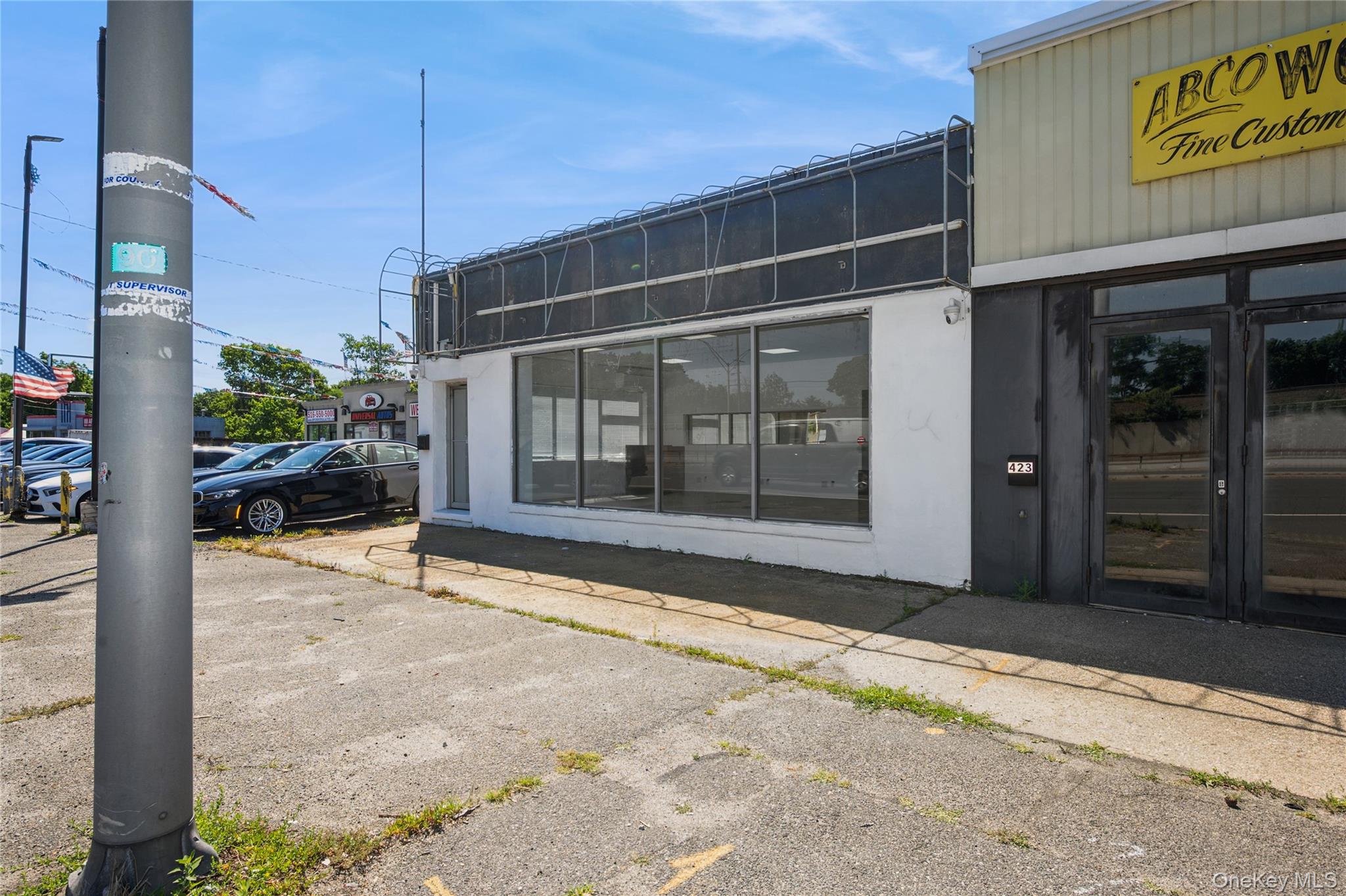 2846 Sunrise Highway Property Photo 3