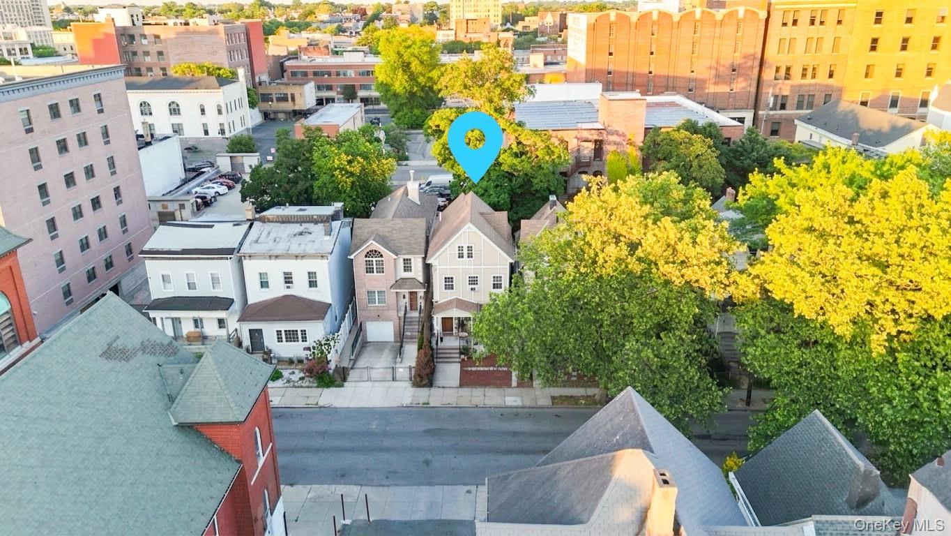 17 S 7th Avenue Property Photo 35
