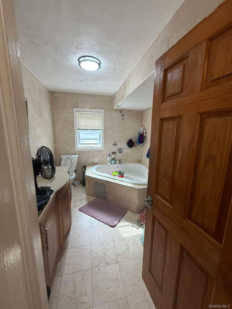 24720 136th Road Property Photo 5