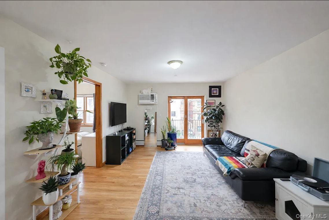 3018 23rd Street Property Photo 3