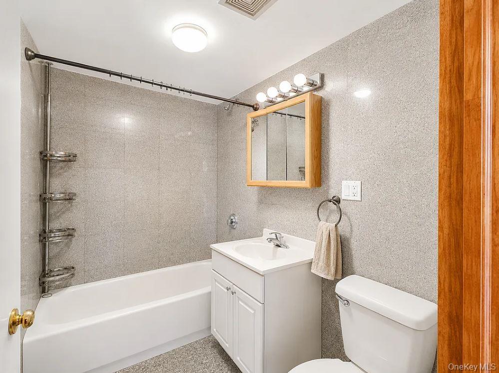 3018 23rd Street Property Photo 5