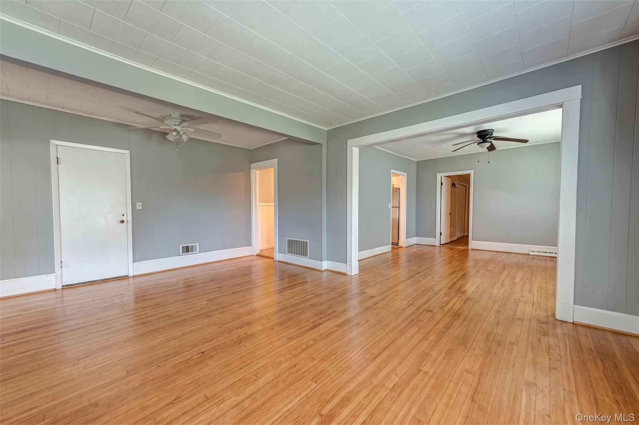 129 Bay Avenue Property Photo 9