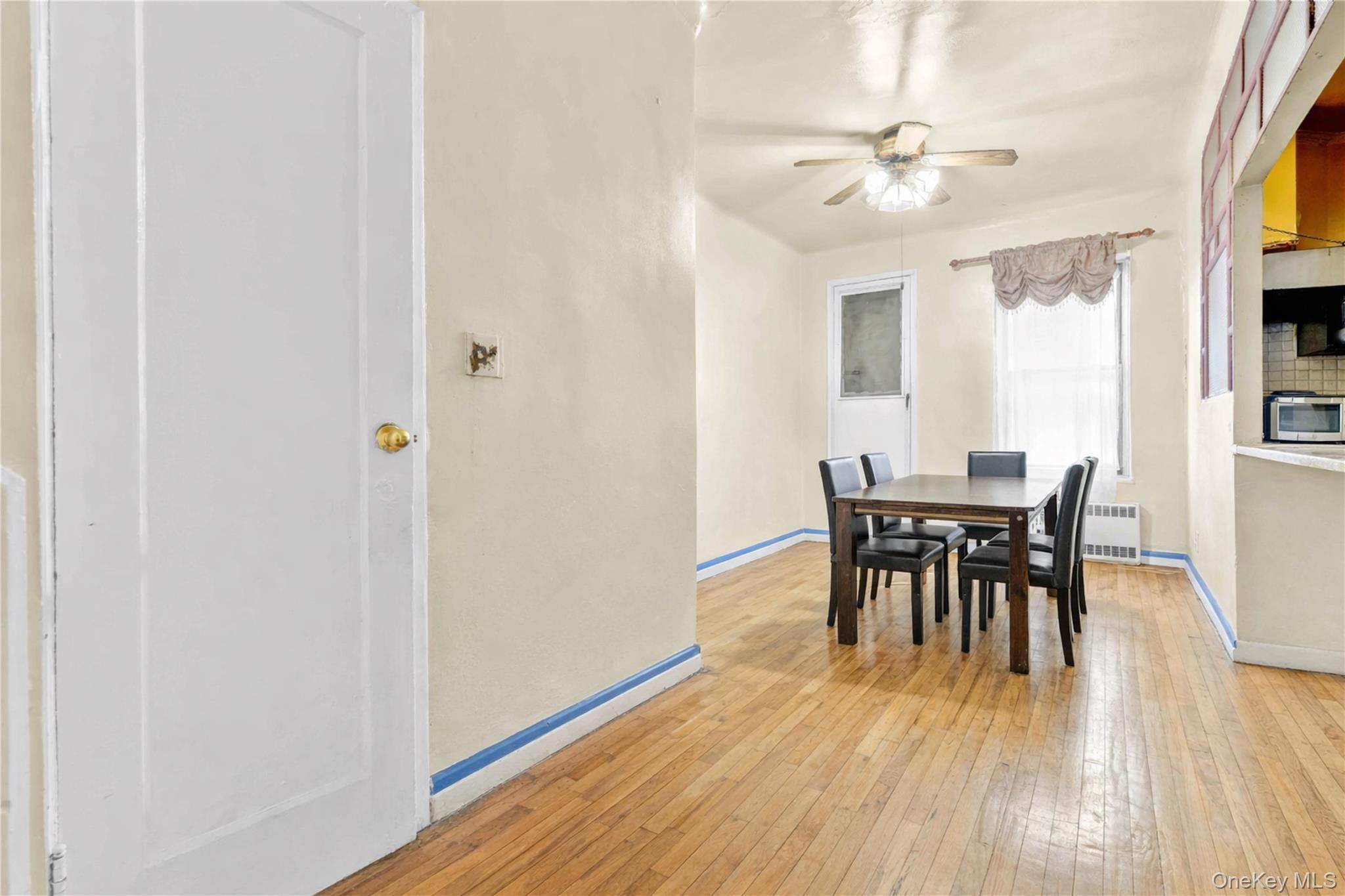 224 E 55th Street Property Photo 7