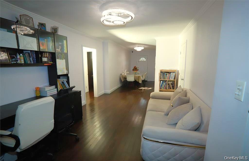 71-38 147th Street 27a Property Photo 3