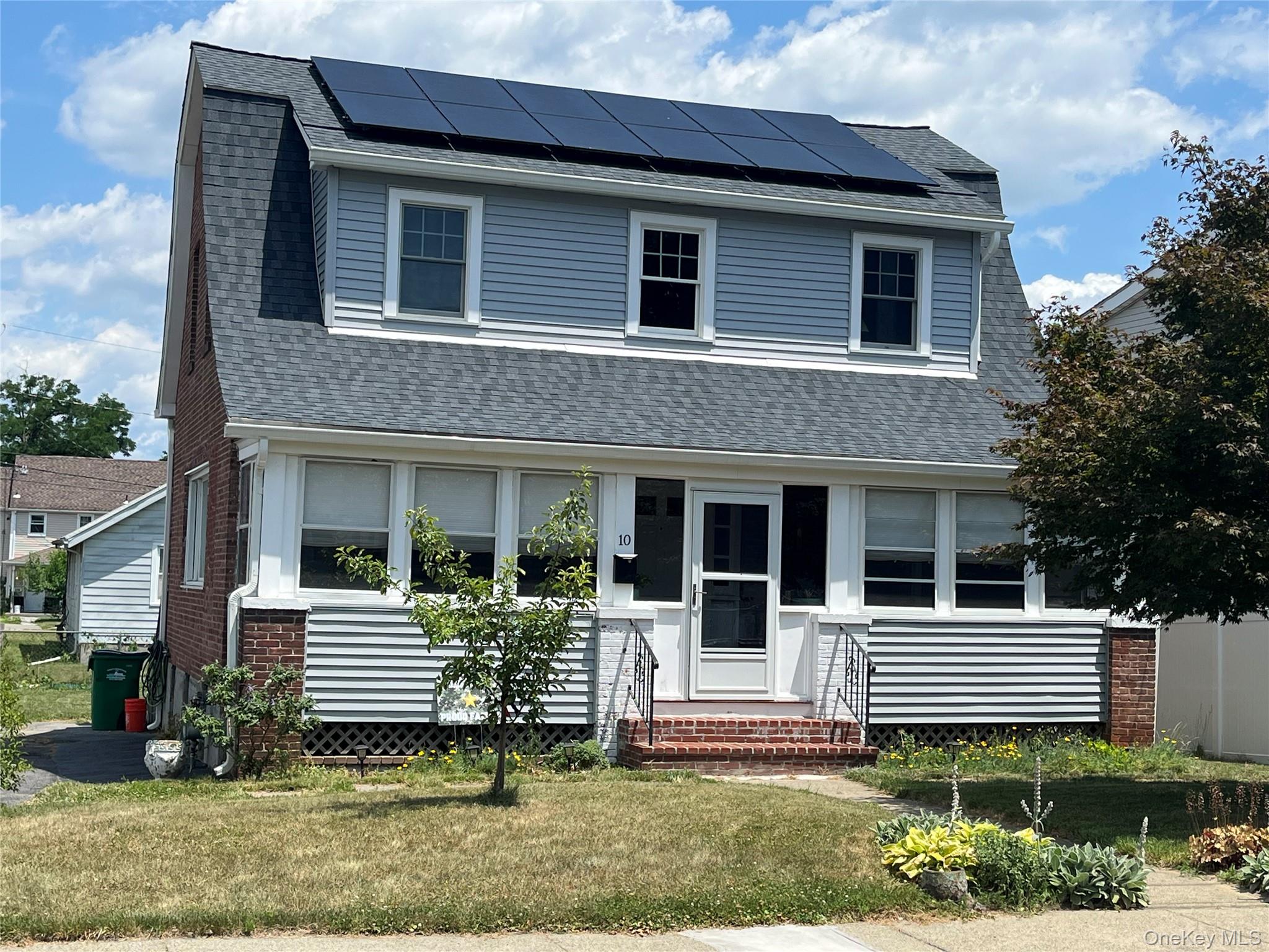 10 Vine Street Property Photo 1