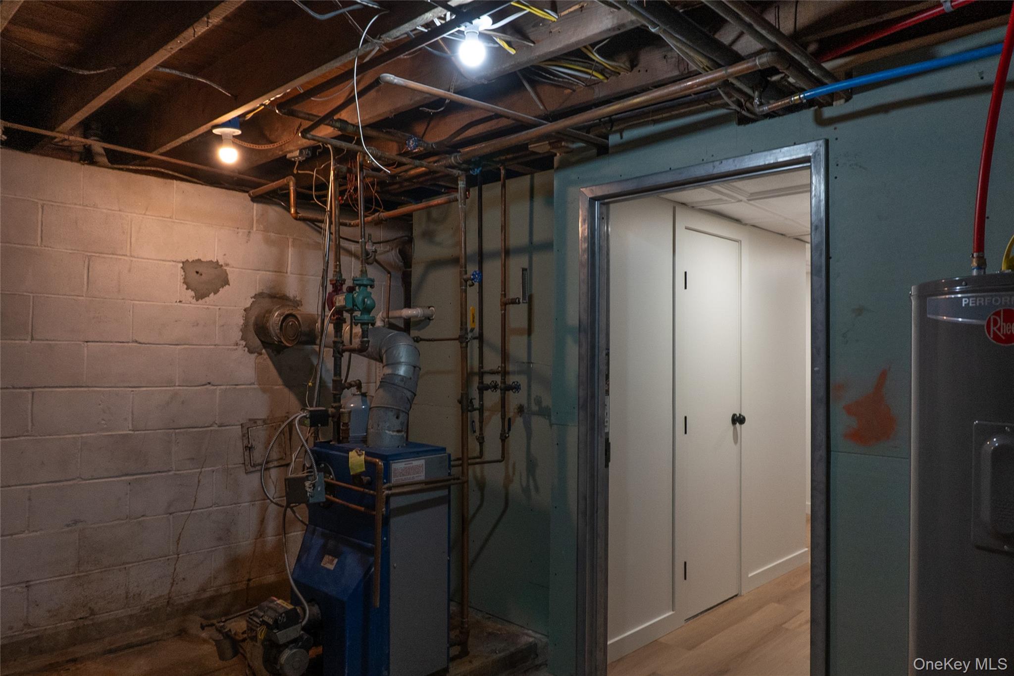 64 Lincoln Avenue Property Photo 17