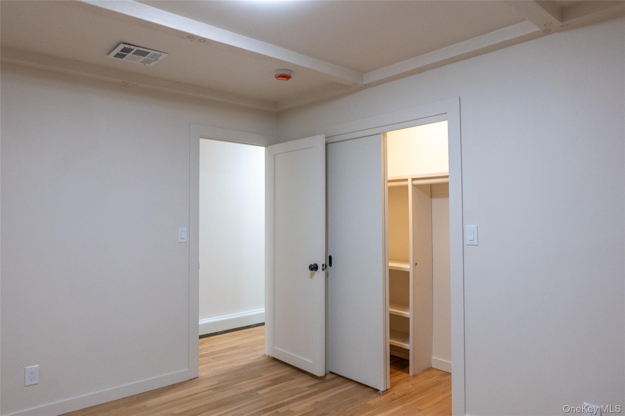 64 Lincoln Avenue Property Photo 18