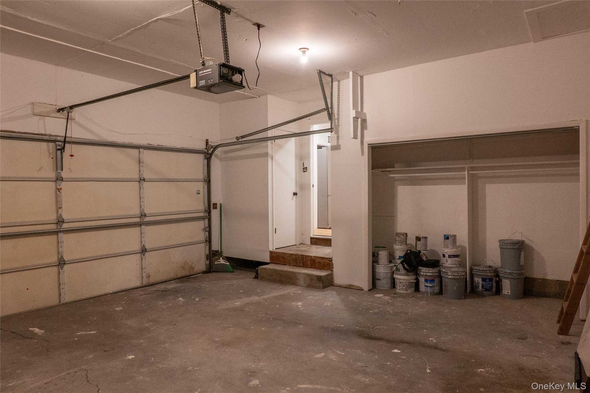 64 Lincoln Avenue Property Photo 40