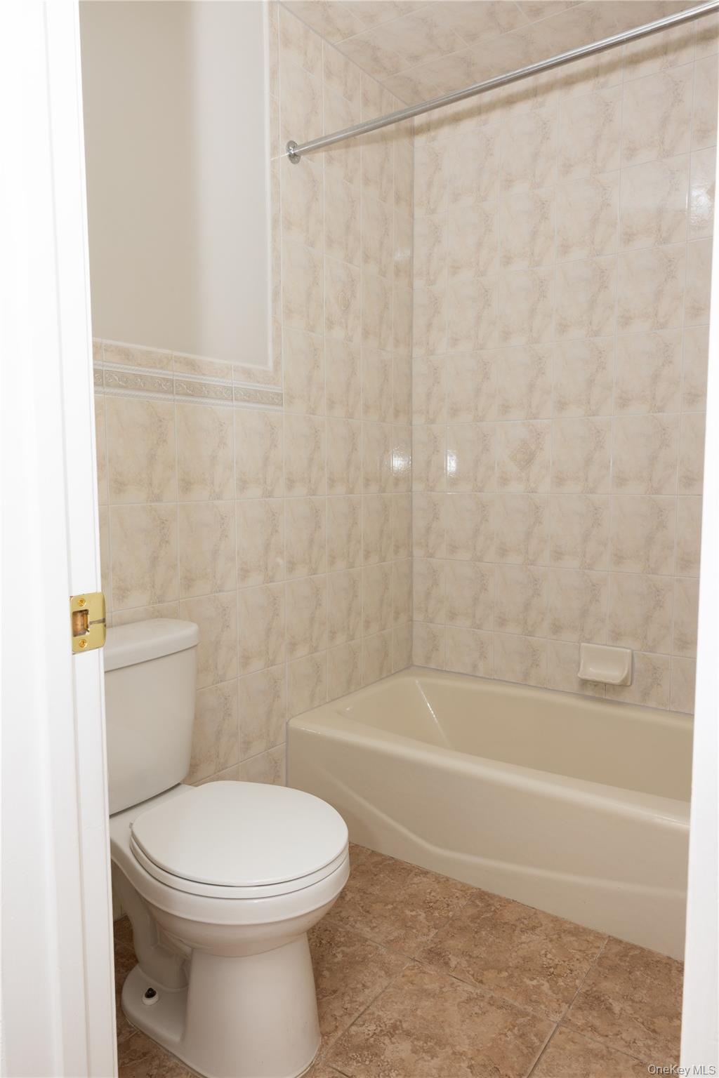 4 Rita Avenue B Property Photo 17