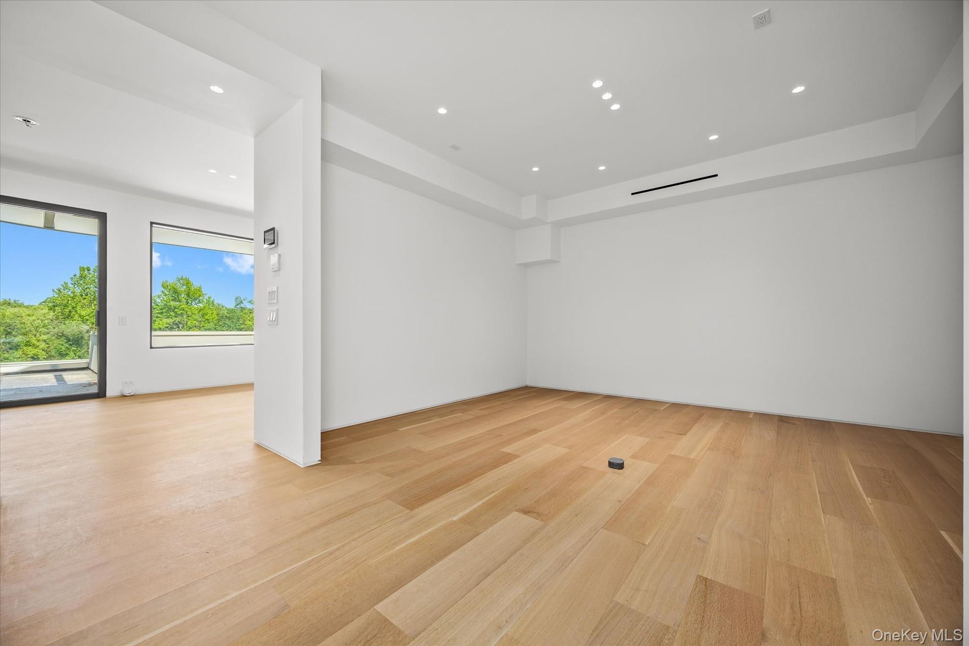 1 Foxwood Road Property Photo 22