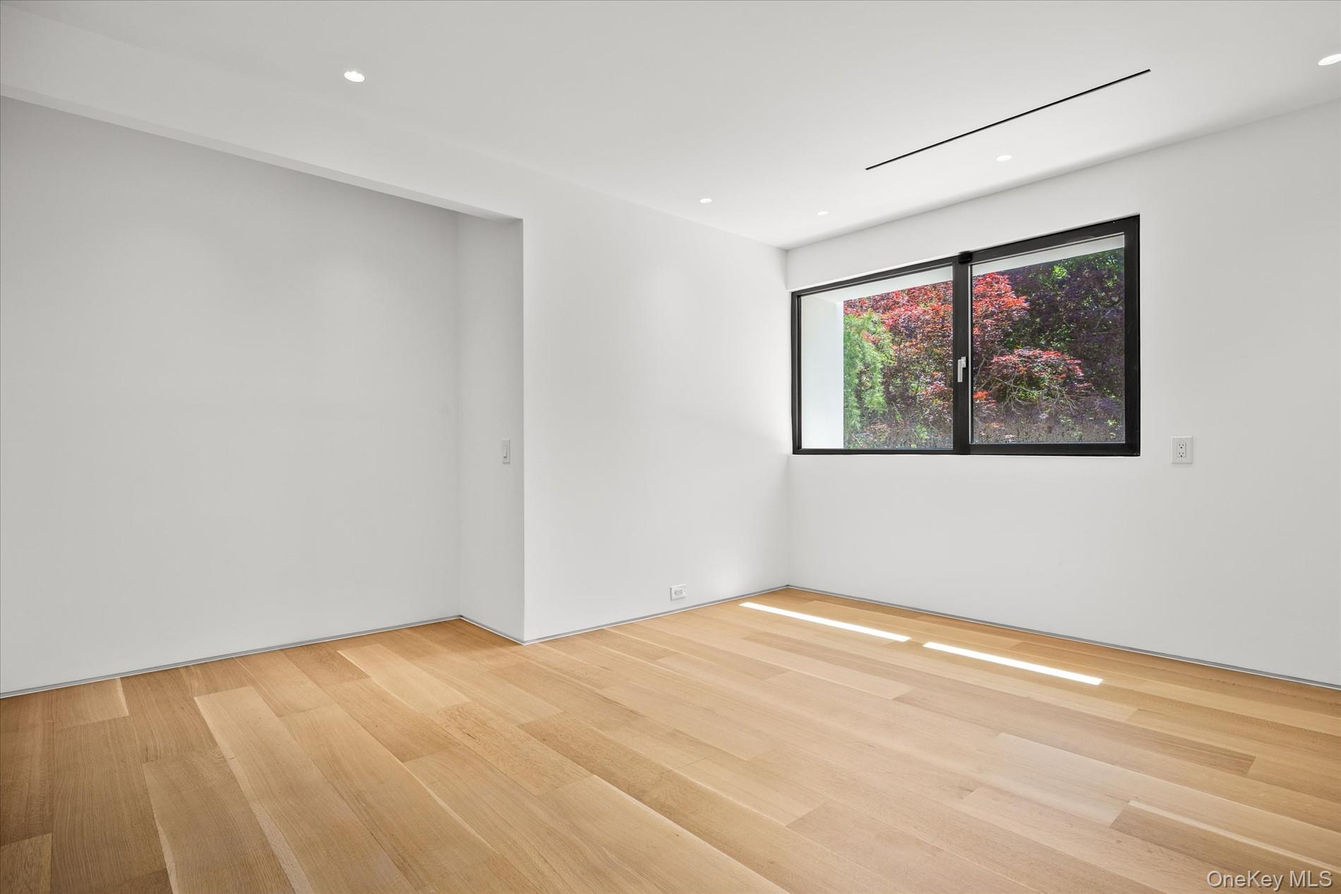 1 Foxwood Road Property Photo 33