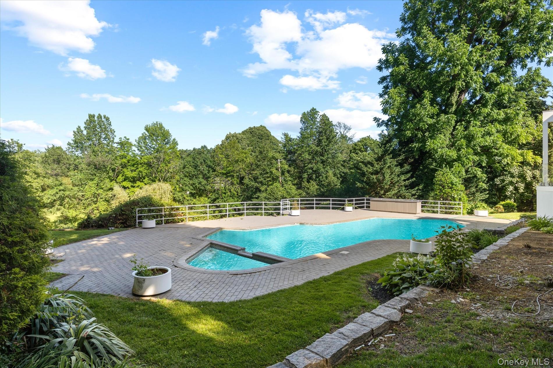1 Foxwood Road Property Photo 39