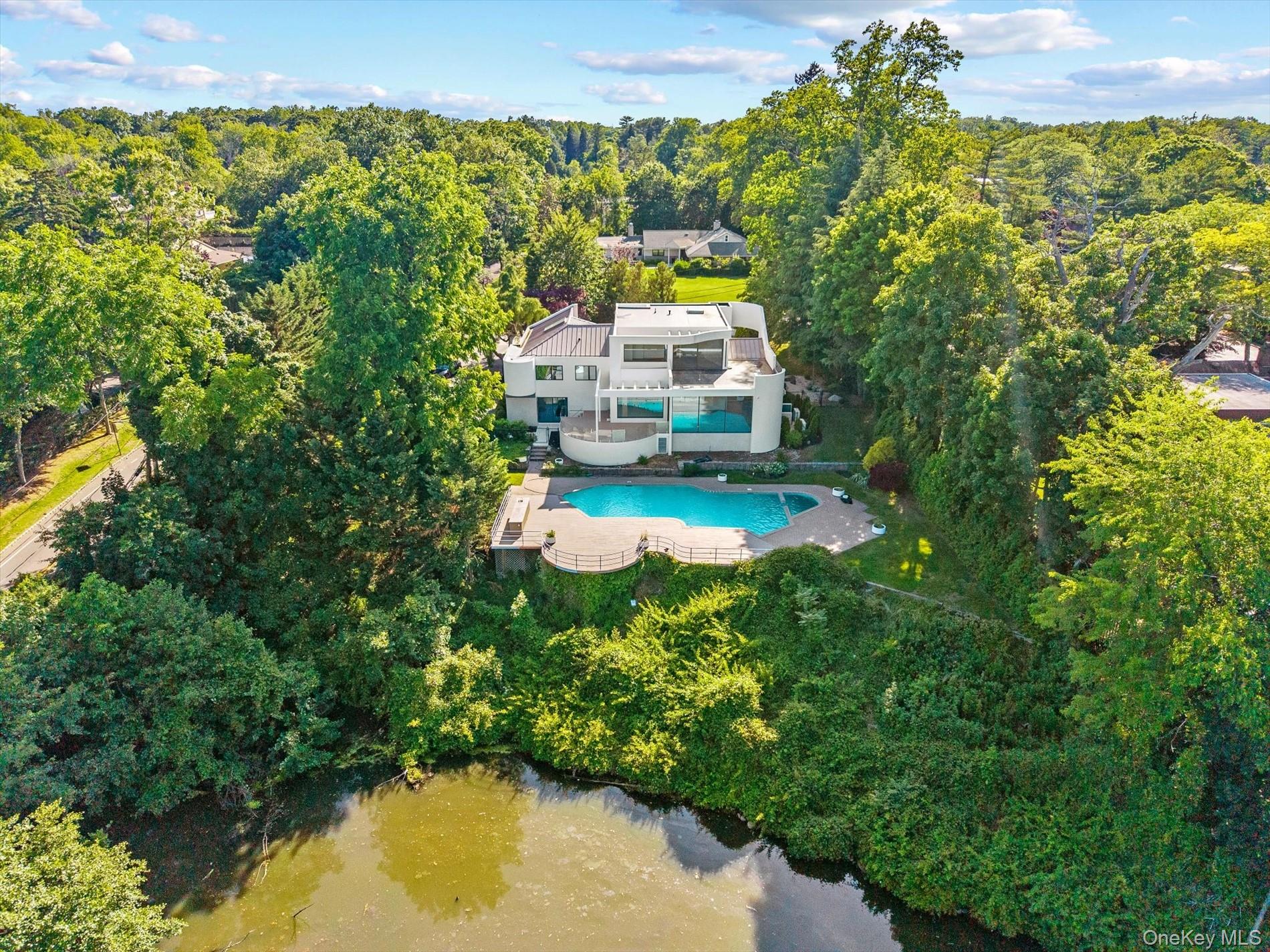1 Foxwood Road Property Photo 44