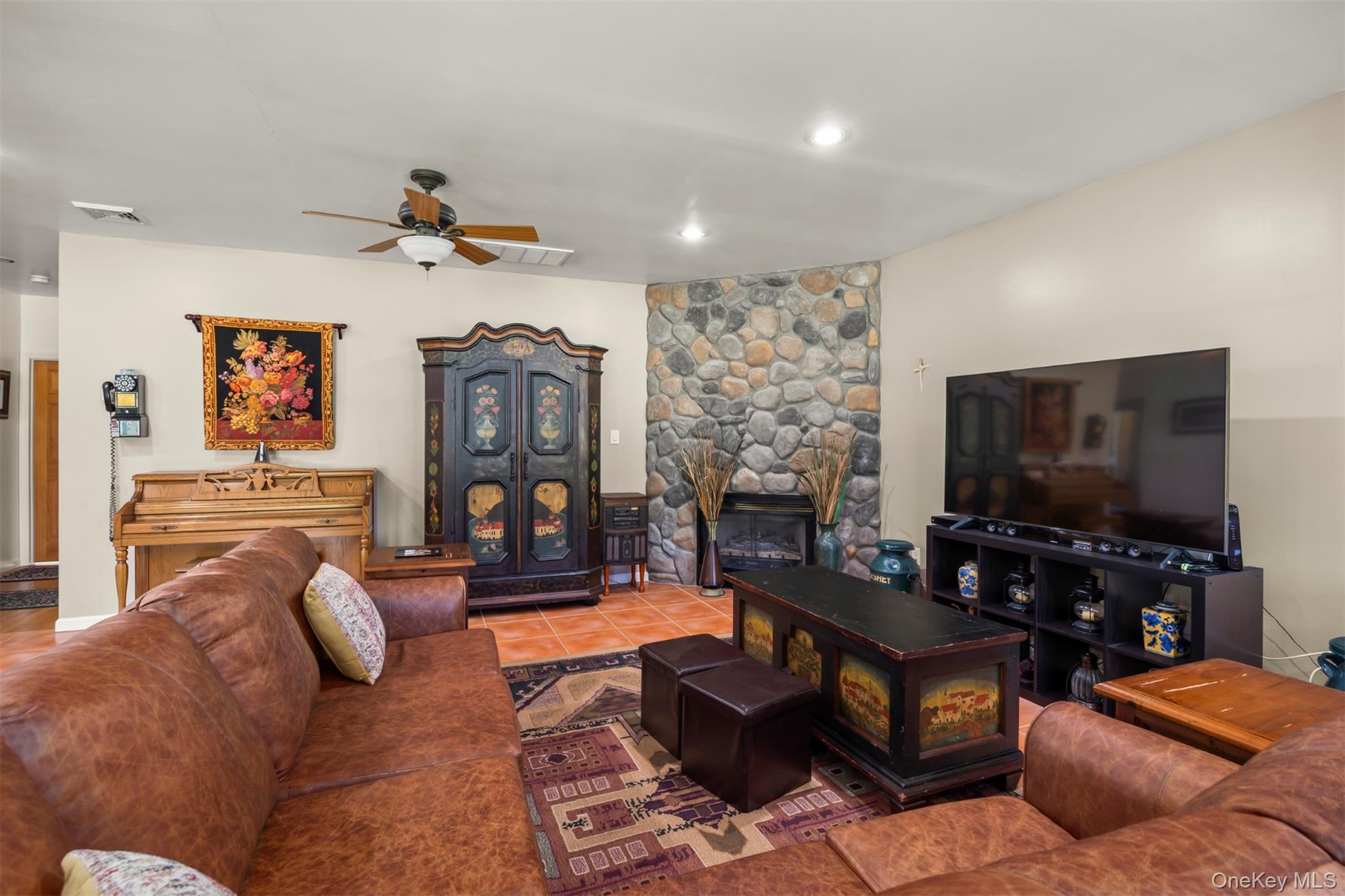 41 Flint Road Property Photo 10