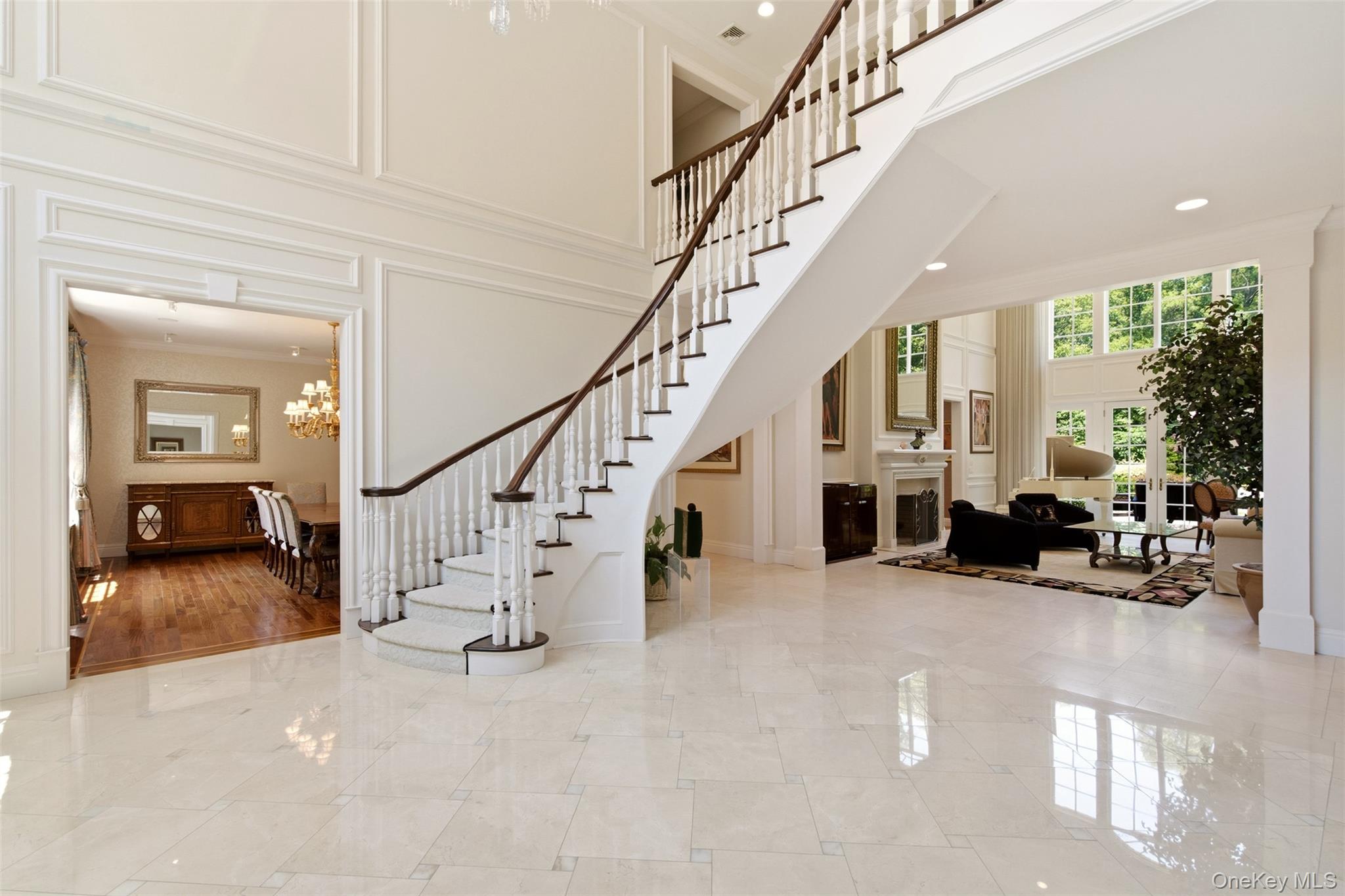7 Fairway Court Property Photo 5