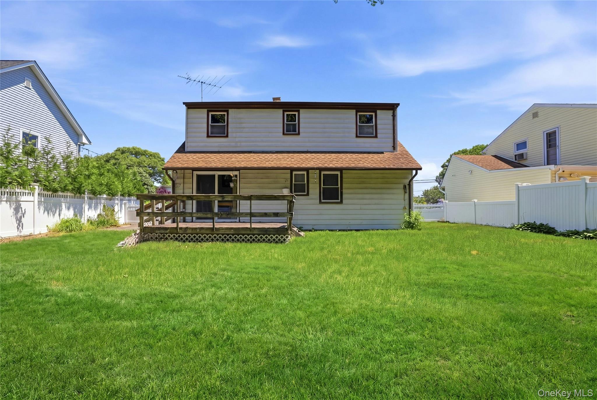 1090 South Drive Property Photo 19