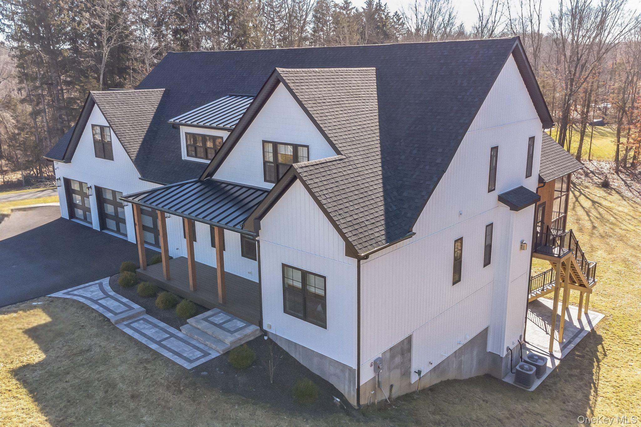 6 Conifer Court Property Photo 4