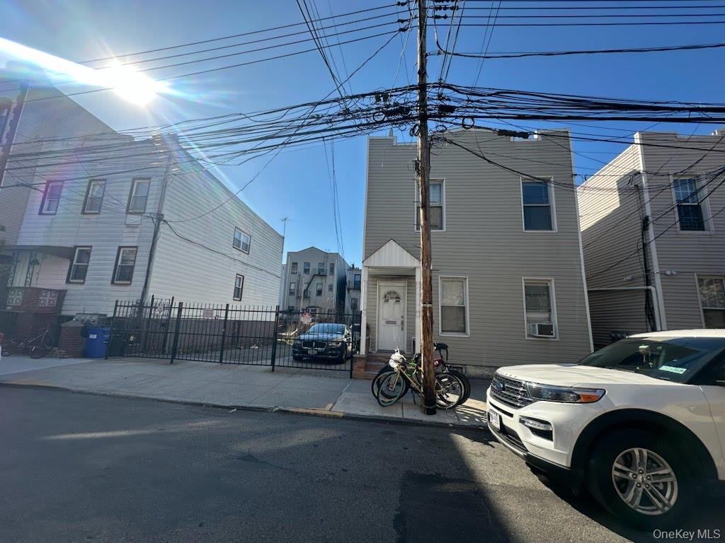 25-44 22 Street Property Photo 2