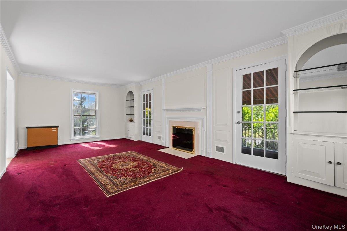 530 Washington Boulevard Property Photo 11