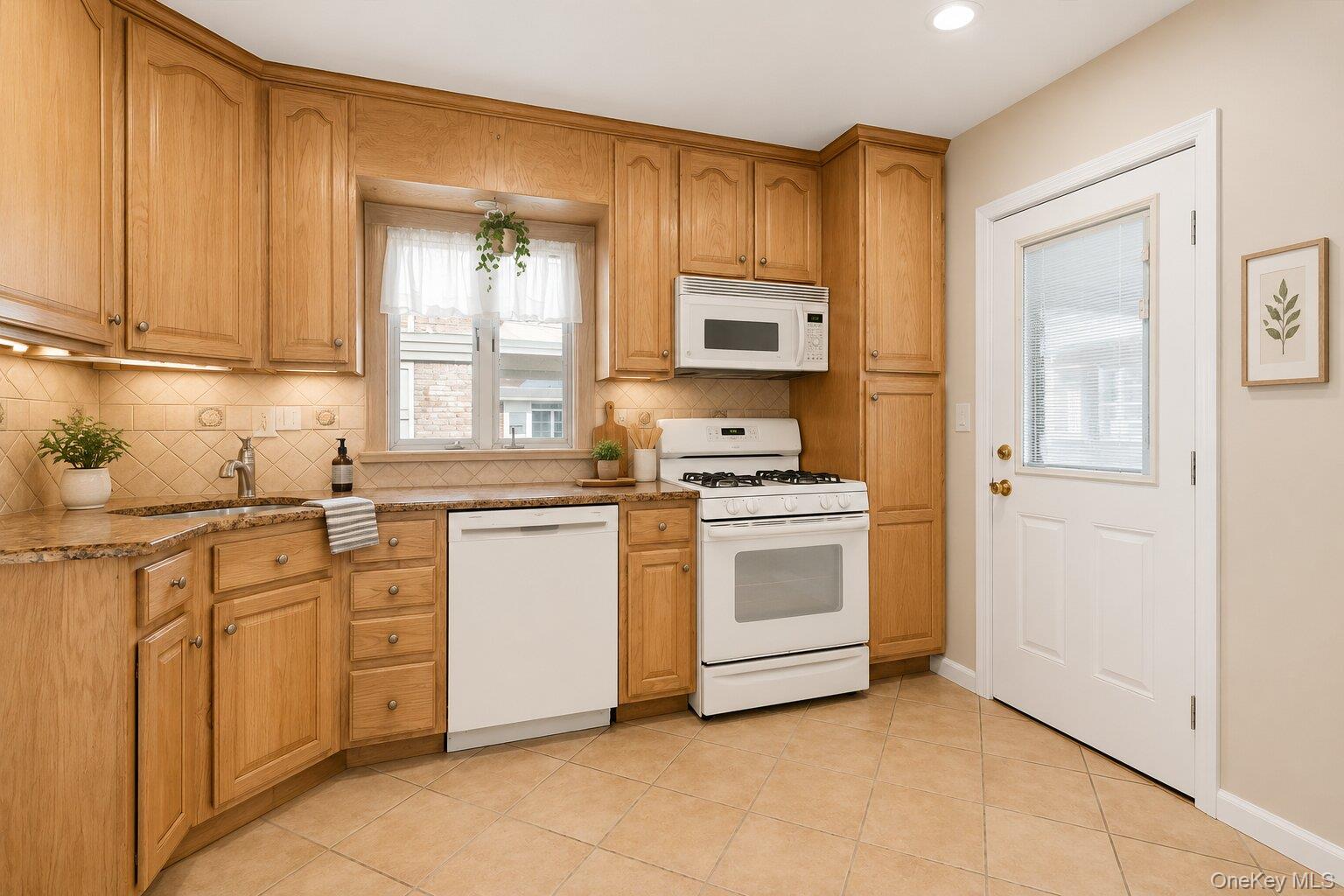 530 Washington Boulevard Property Photo 17