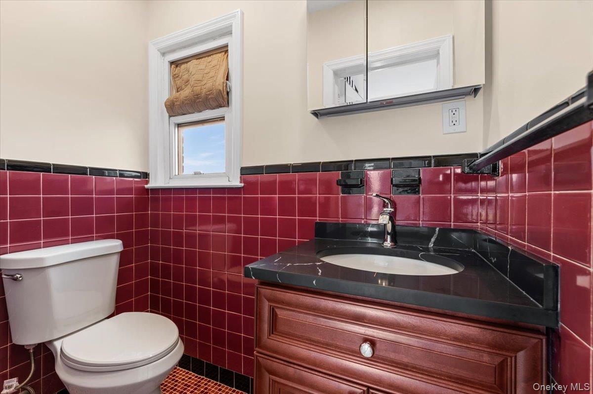 530 Washington Boulevard Property Photo 23