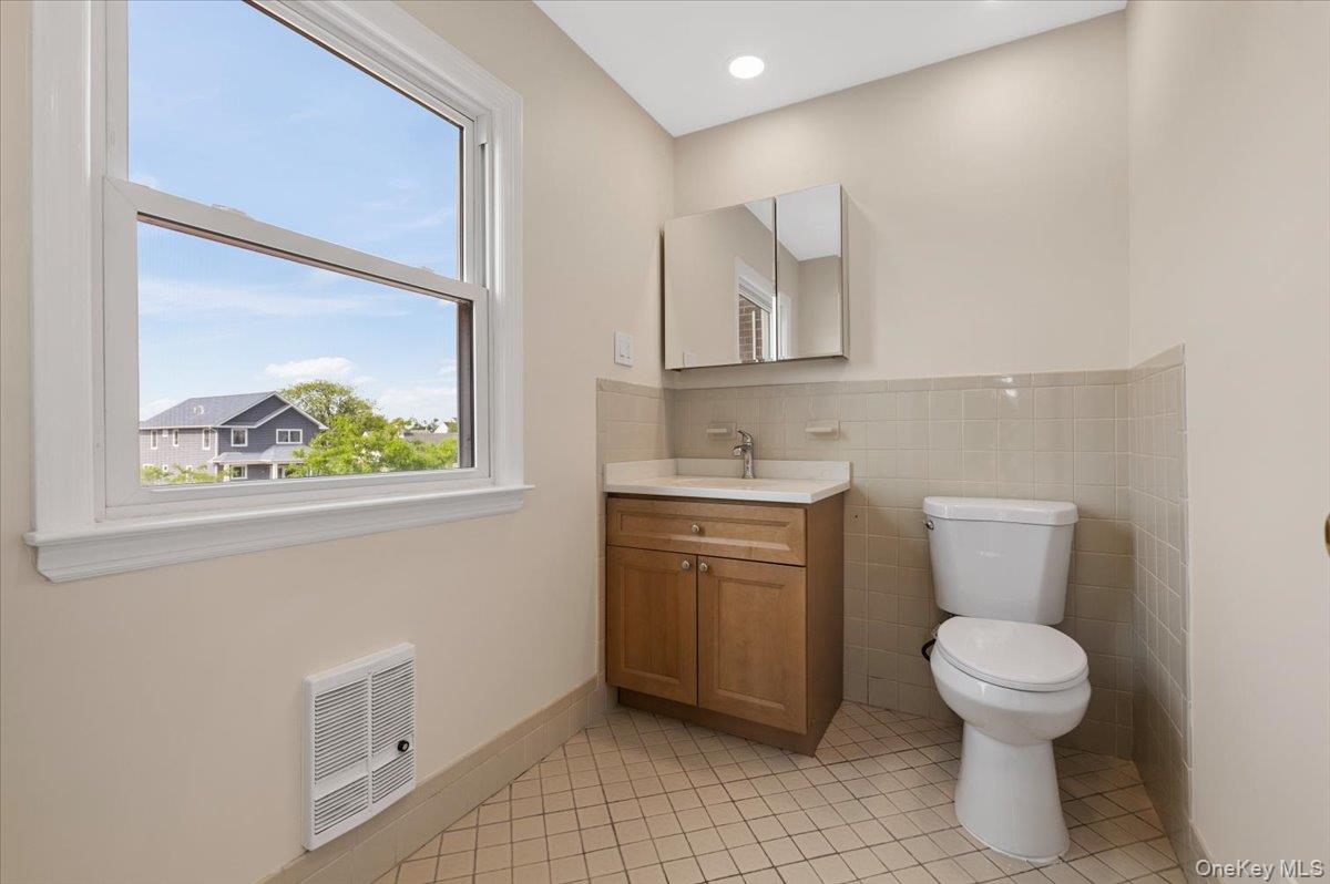 530 Washington Boulevard Property Photo 29
