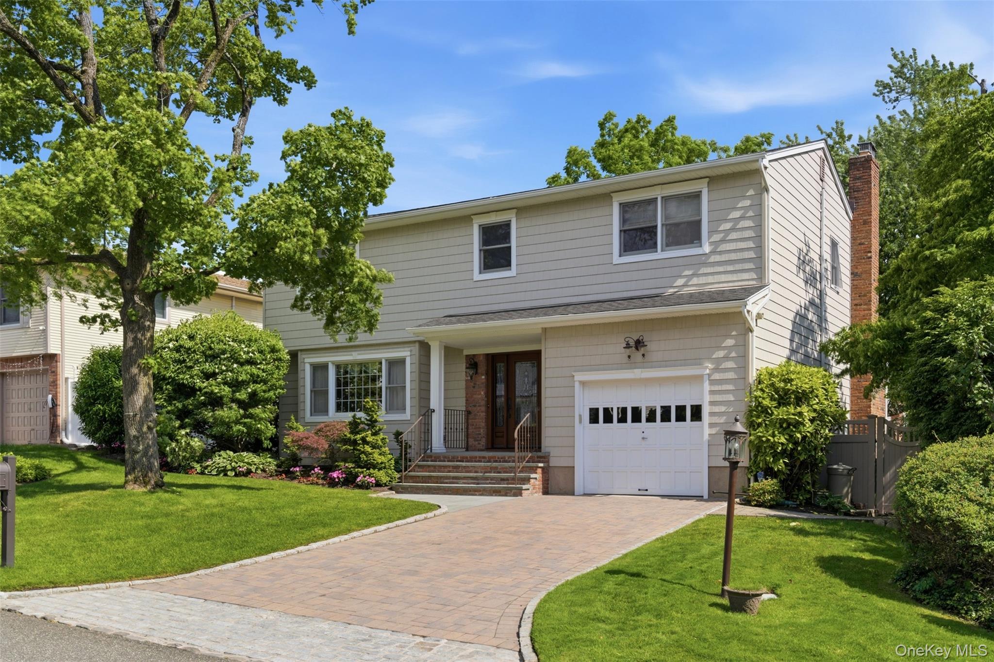 7 Lawrence Court Property Photo 2