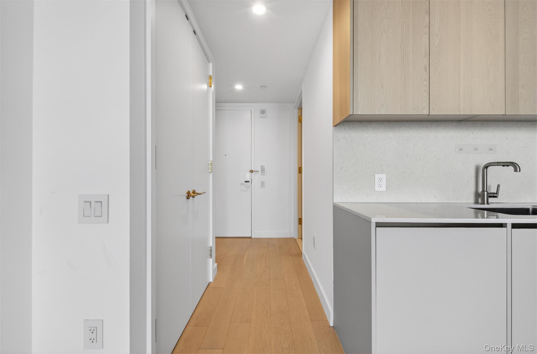 3 Court Square 5005 Property Photo 5