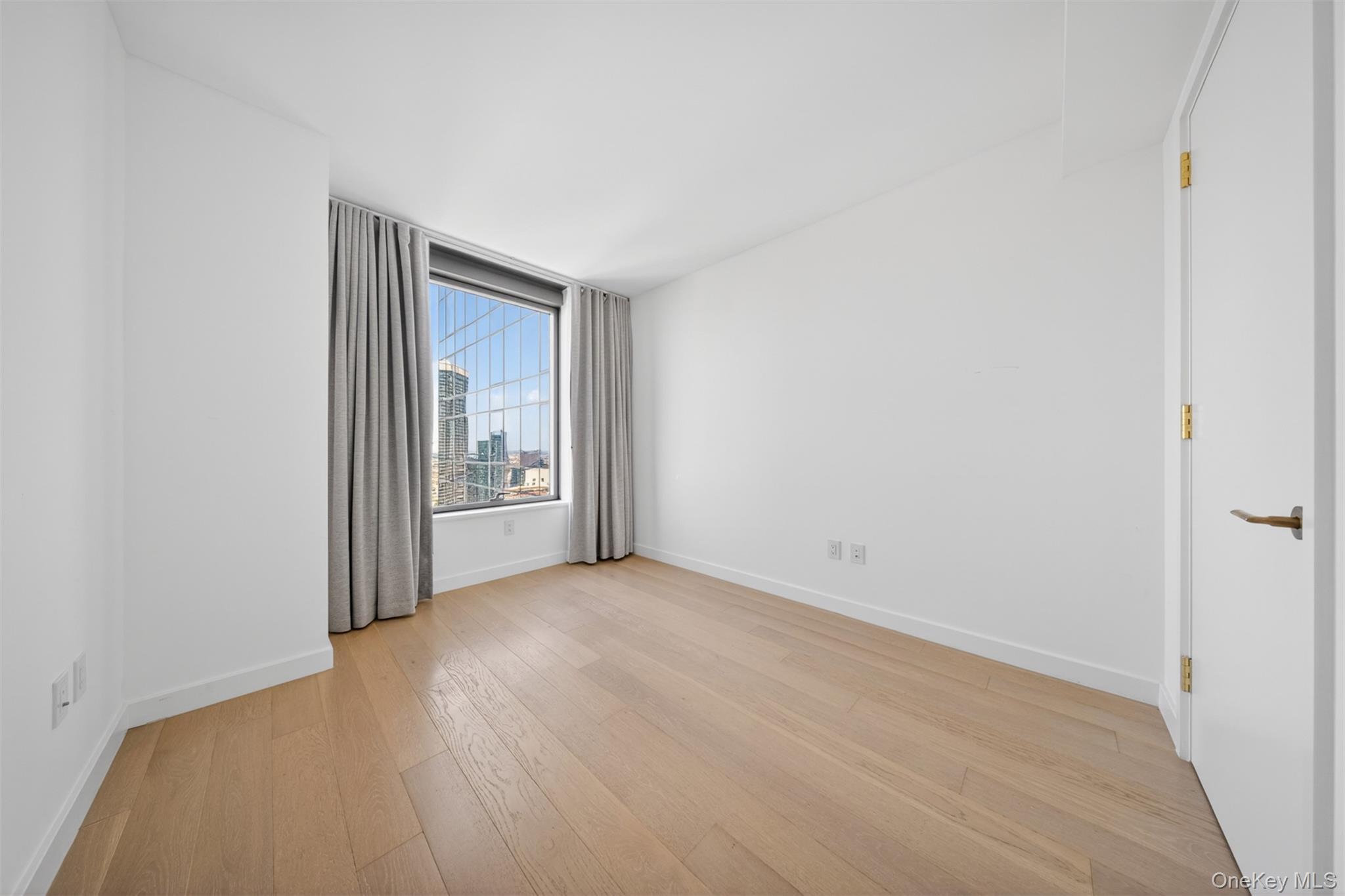 3 Court Square 5005 Property Photo 11