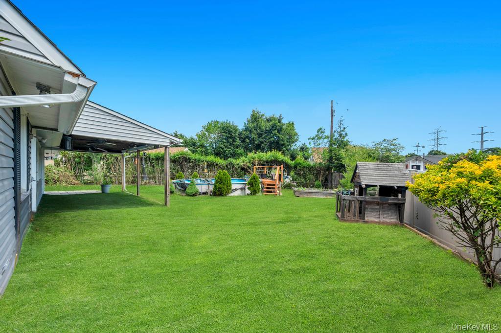 11 Wagon Lane Property Photo 2