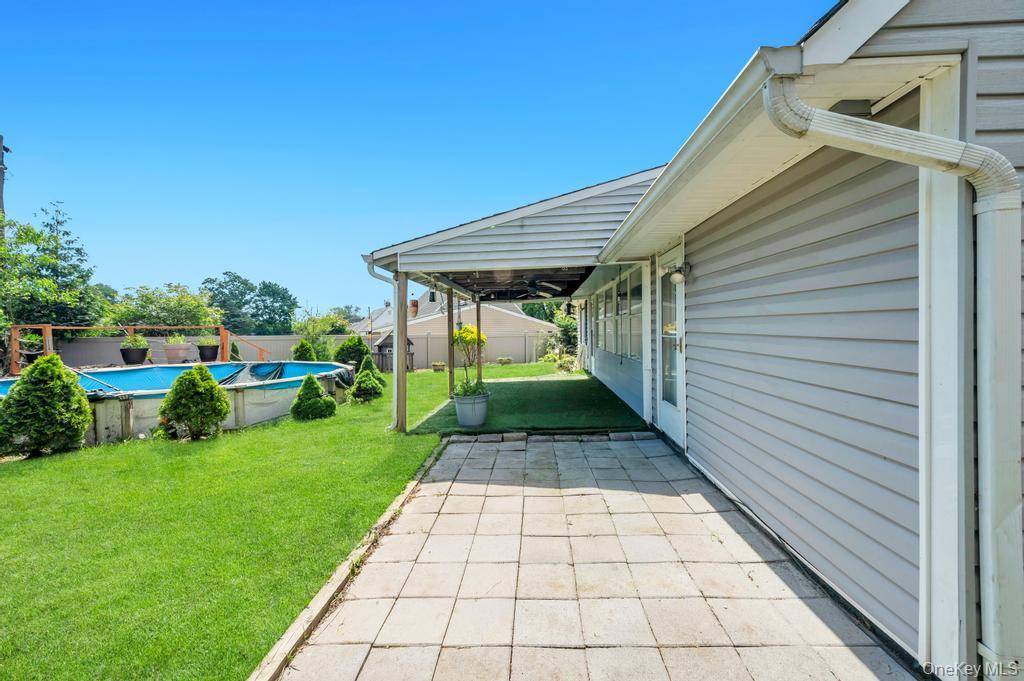 11 Wagon Lane Property Photo 24