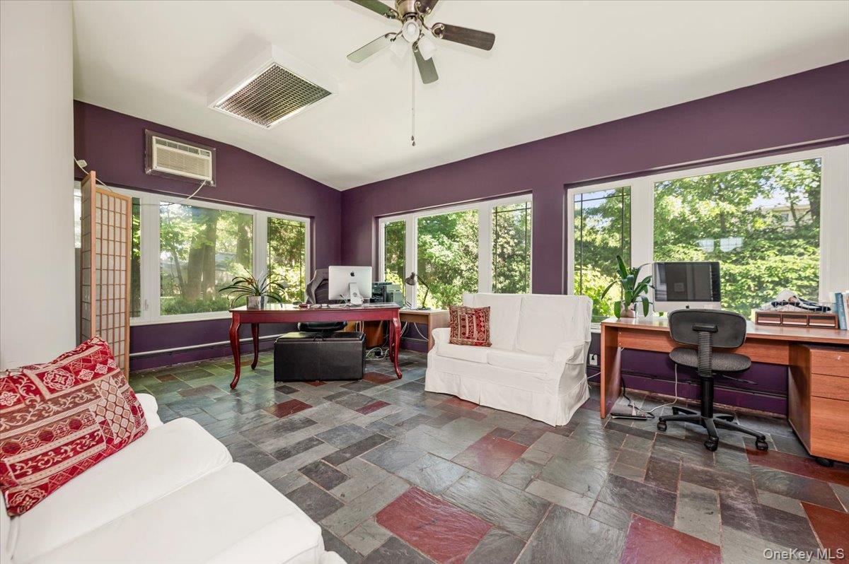 1401 Herzel Boulevard Property Photo 16