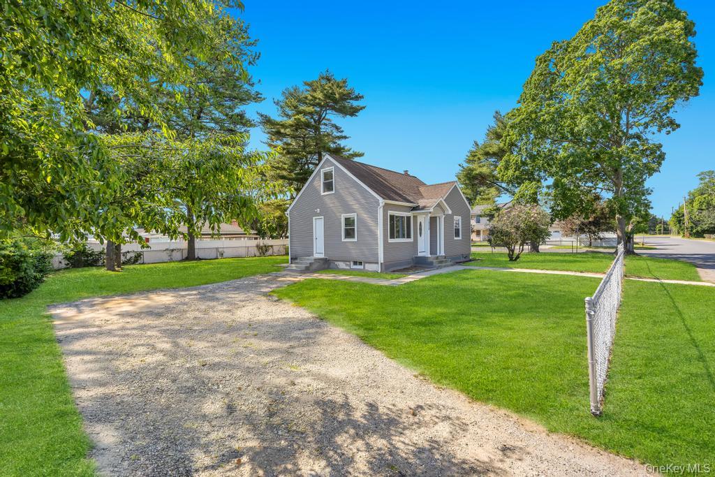 1828 Stein Drive Property Photo 3