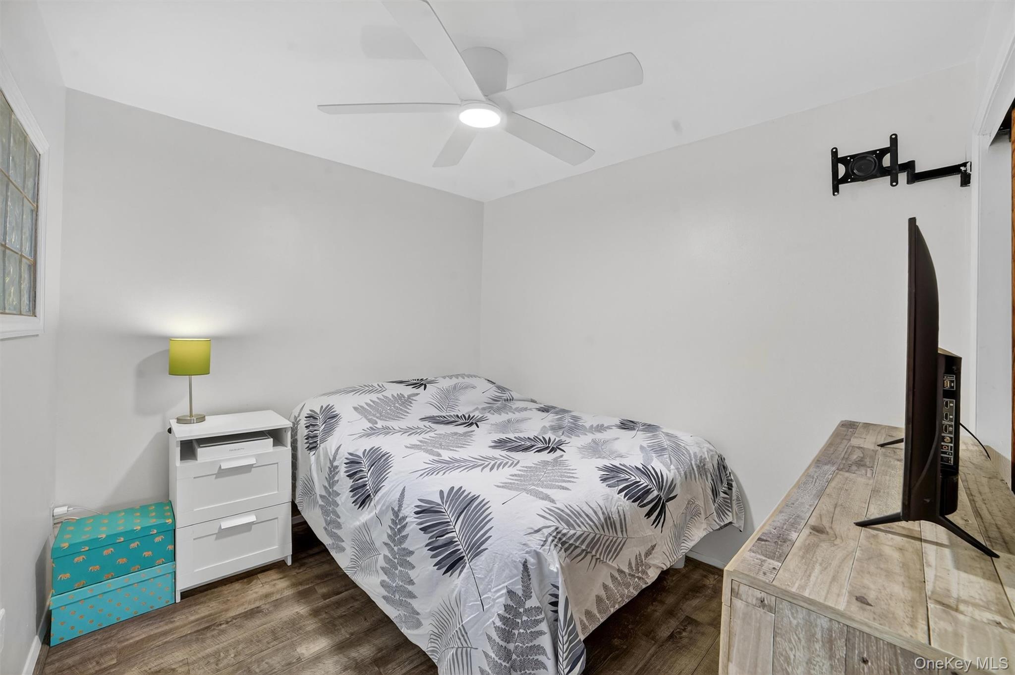 377 Westchester Avenue 1n Property Photo 16